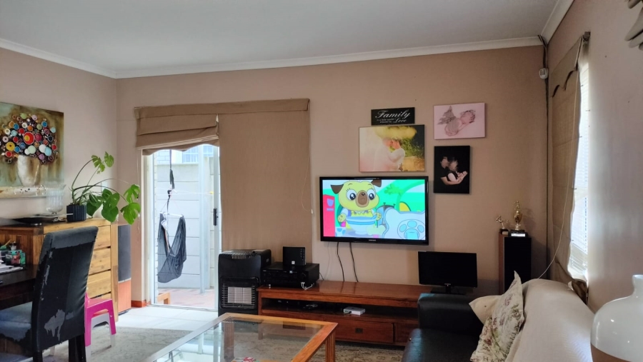 3 Bedroom Property for Sale in Jakarandas Western Cape